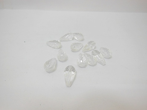 650Pcs Transparent Faceted TearDrop Acrylic Beads Finding 18x9mm 650Pcs Transparent Faceted TearDrop Acrylic Beads Finding 18x9mm
