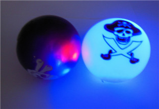 12 Party Favor Flashing Light Up Bouncy Ball 50mm - Skull - Click Image to Close