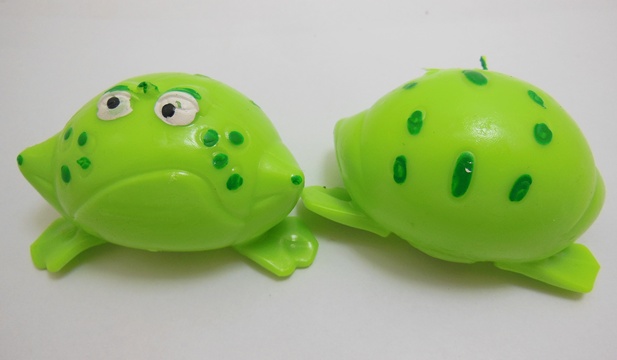 12X Funny Squishy Frog Sticky Venting Ball Kids - Click Image to Close