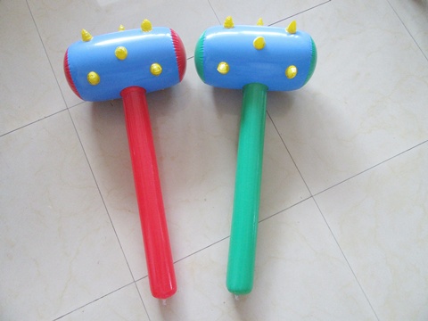 12 Gigantic Inflatable Hammer Blow-up Toys 83cm 12 Gigantic Inflatable Hammer Blow-up Toys 83cm
