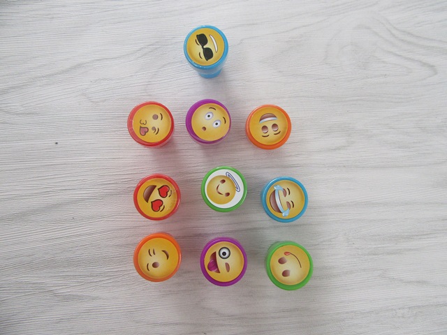60 Funny Smile Face Design Stampers Assorted toy-p592 60 Funny Smile Face Design Stampers Assorted toy-p592