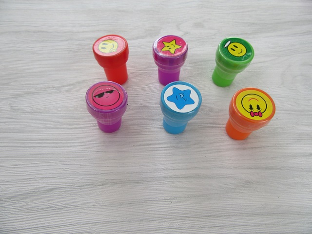 60 Funny Smile Face Star Etc Design Stampers Assorted toy-p937 60 Funny Smile Face Star Etc Design Stampers Assorted toy-p937