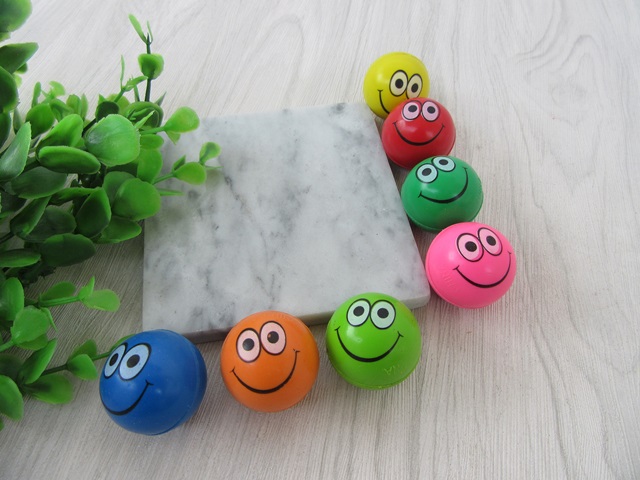 100X Neon Smiley Face Rubber Bouncing Balls 30mm Mixed Color - Click Image to Close