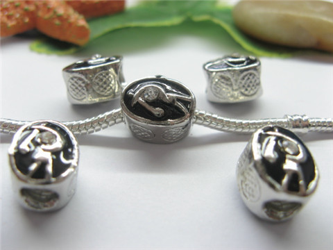 20 Black Carved Golfer Thread European Beads - Click Image to Close