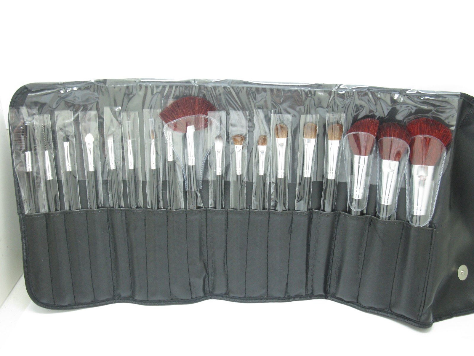 1Sets X 18PCS Professional Makeup/Cosmetic Brush 1Sets X 18PCS Professional Makeup/Cosmetic Brush